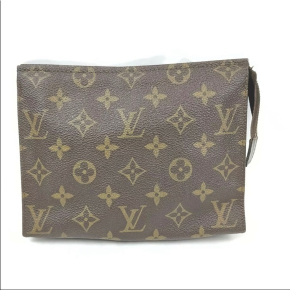 Louis Vuitton Handbags - Louis Vuitton Toiletry Pouch 19 Monogram Brown